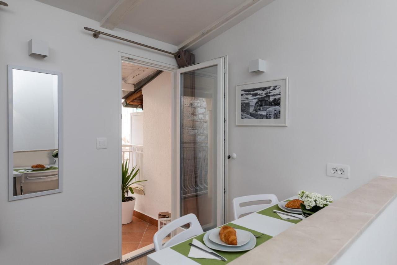 Apartment & Rooms Palmotta Dubrovnik Exterior photo