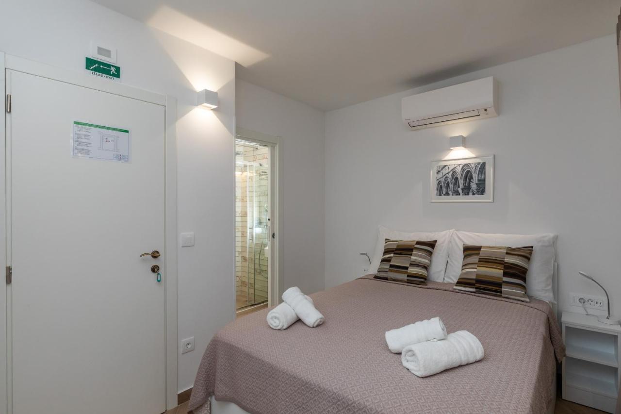 Apartment & Rooms Palmotta Dubrovnik Exterior photo